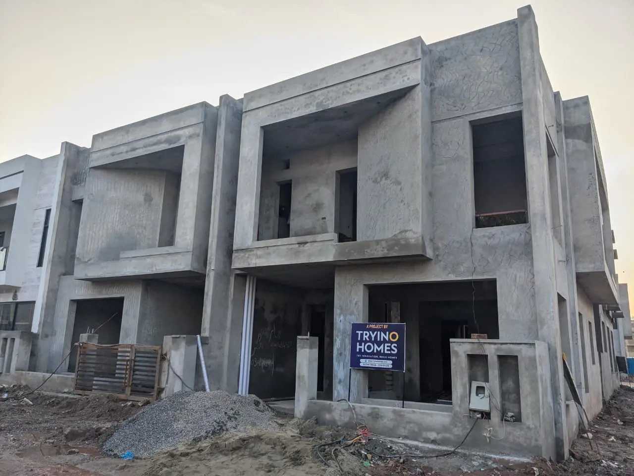 5 Marla Grey Structure ongoing in Parkview City (Plot B-453)