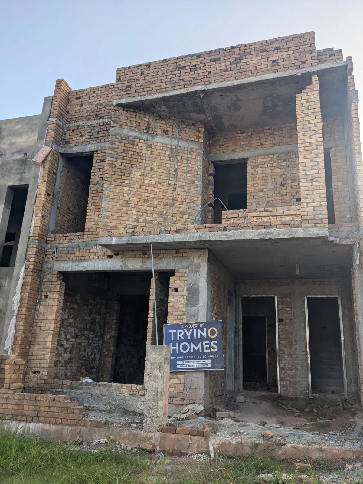 5 Marla Grey Structure ongoing in Parkview City (Plot A-65)